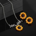 thumbnail image 4 of Sweet Sunflower Pearl Leaf Pendant Necklace Resin Daisy Flower Clavicular Chain Fashion Jewelry for Women, 4 of 5
