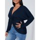 thumbnail image 3 of Camiseta de mujer de manga larga con escote en V y diseño irregular torcido en talla grande, 3 of 8