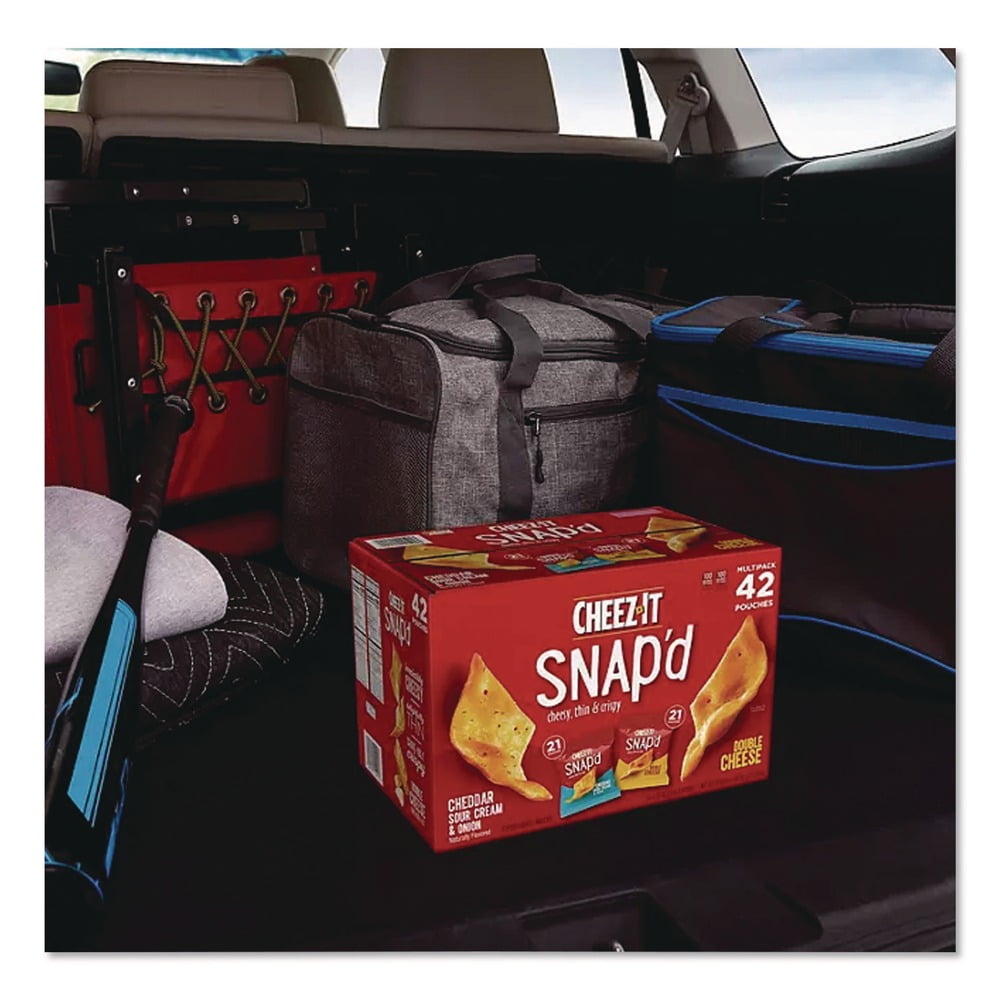 Cheez-It 2410011500 Snap'd 0.75 oz. Bag Crackers Variety Pack - Cheddar Sour Cream and Onion/Double Cheese (42/Carton)