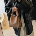 thumbnail image 4 of Bolso Hombro Mujeres PU Bocket Fashion Large Capacidad Cuerpo Cruzado Elegante Correa Ajustable Bolsillo, 4 of 9