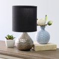 thumbnail image 4 of Simple Designs LT2073-SVB Lampe de Table Mini à Goutte Martelée Argentée, Noire, 4 of 6