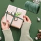 thumbnail image 1 of Cinta para envolver regalos de Navidad | Rollo de cuerda de papel de 100 metros para decoraciones navideñas, material de rafia ecológico para lazos, 1 of 6