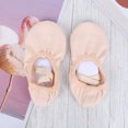 thumbnail image 2 of 1 par de zapatos de baile ligeros sin cordones, zapatos de yoga, suela de gimnasio, zapatos de ballet para niños y adultos, talla 23, 2 of 5