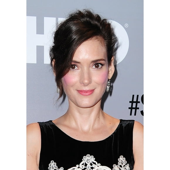 Winona Ryder At Arrivals For Show Me A Hero Miniseries Premiere On Hbo, The New York Times Center, New York, Ny August 11, 2015. Photo By: Gregorio T. Binuya/Everett Collection Photo Print (8 x 10)