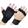 thumbnail image 1 of Manoplas deportivas acolchadas de cuero con muñequera - antideslizantes y ventiladas - para levantamiento de pesas, dominadas, entrenamiento, patinaje sobre ruedas, mujeres y hombres L TUNC Sencillez, 1 of 5