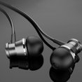 thumbnail image 1 of Audífonos Langsdom M305 intrauditivos con micrófono Deportes Bass (Negro), 1 of 7