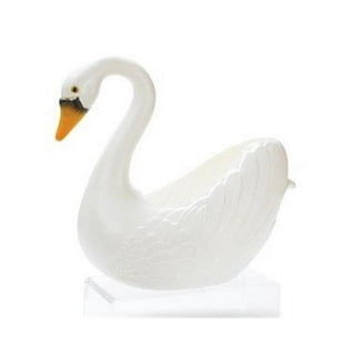 LuxenHome Outdoor White Resin Swan Family Planter with Pink