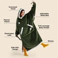 thumbnail image 2 of Manta portátil con capucha Bedsure Long Sherpa para mujeres y hombres, 2 of 5