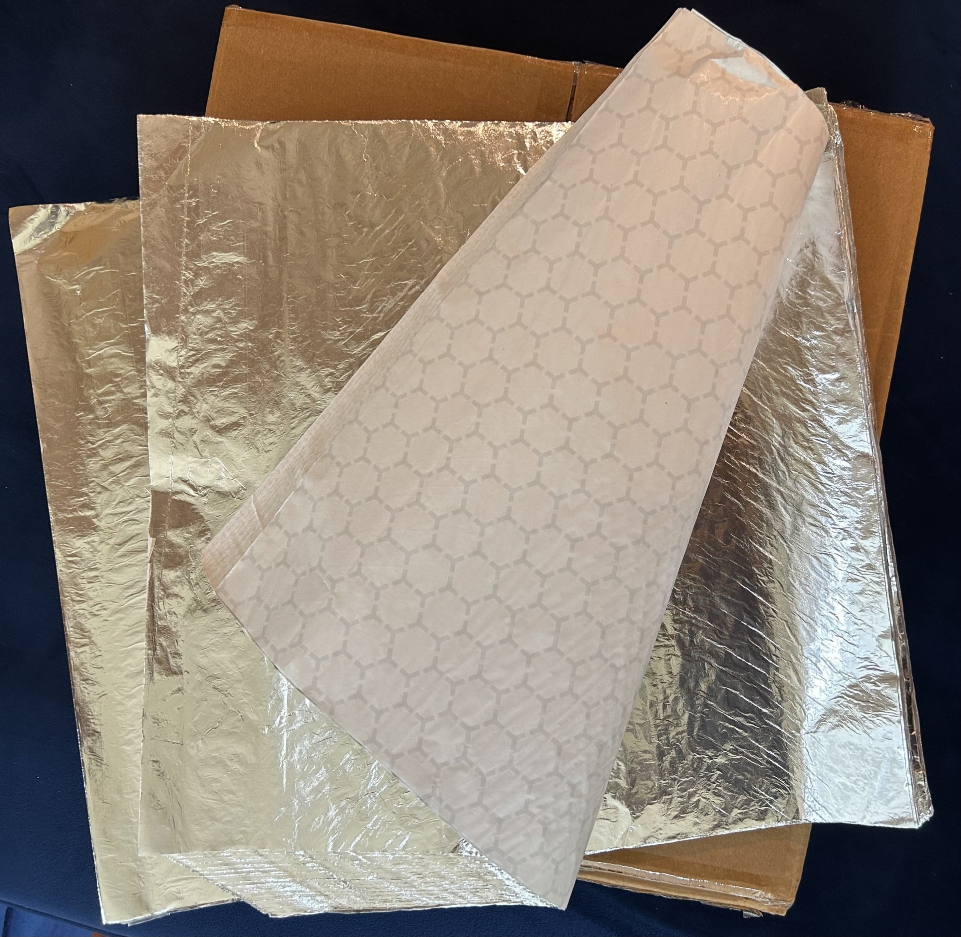 1,000 Insulated Cushion Foil Paper Sandwich Wrap 14" x 16", Two (2) Bundles of 500 Wraps Each