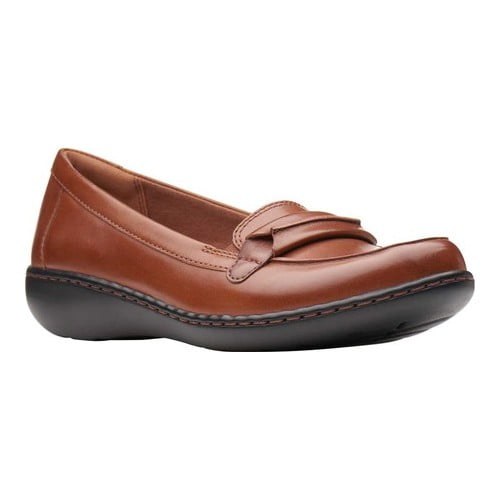 Clarks Women's Clarks Ashland Lily Loafer