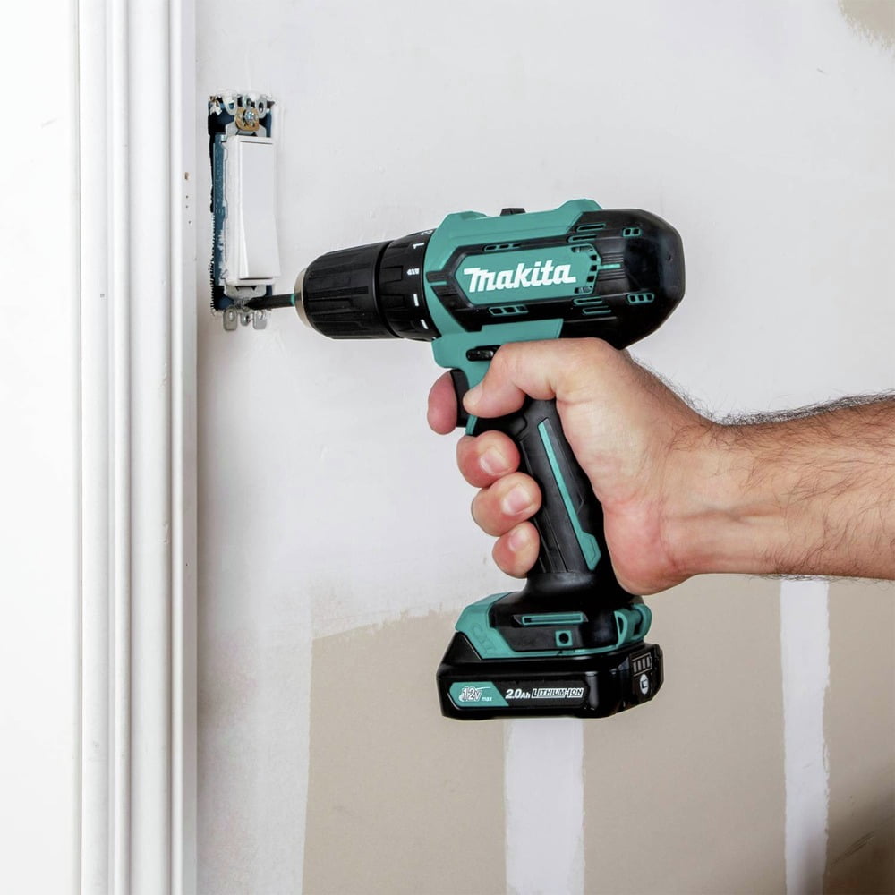 Makita FD09R1-R 12V MAX CXT Lithium-Ion 3/8 in. Cordless Drill Driver Kit with 2 Batteries (2 Ah) (Refurbished)