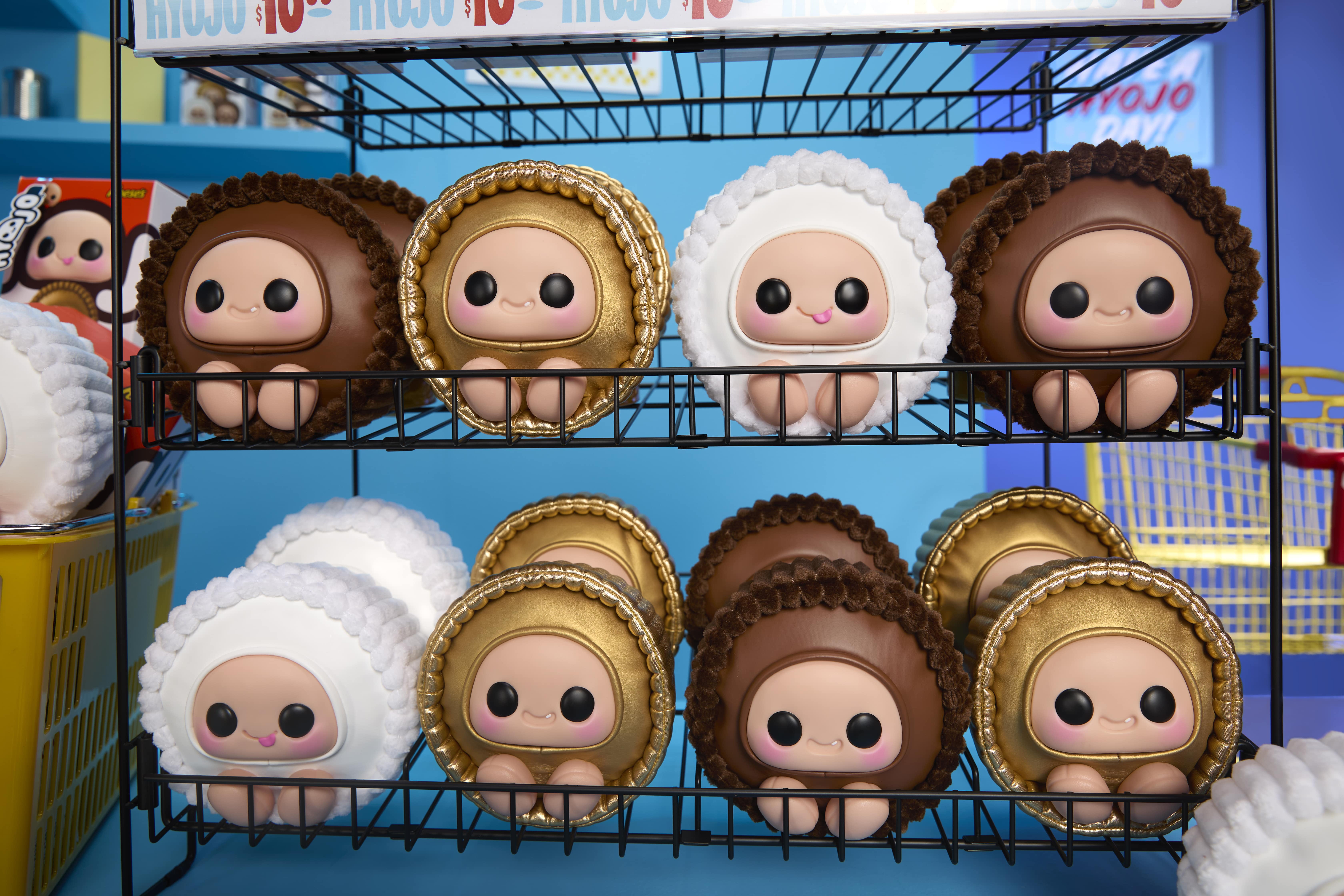 Hyojo REESE’S Peanut Butter Cups Series, Blind Box Collectible Plush, Limited Edition, 3 to Collect