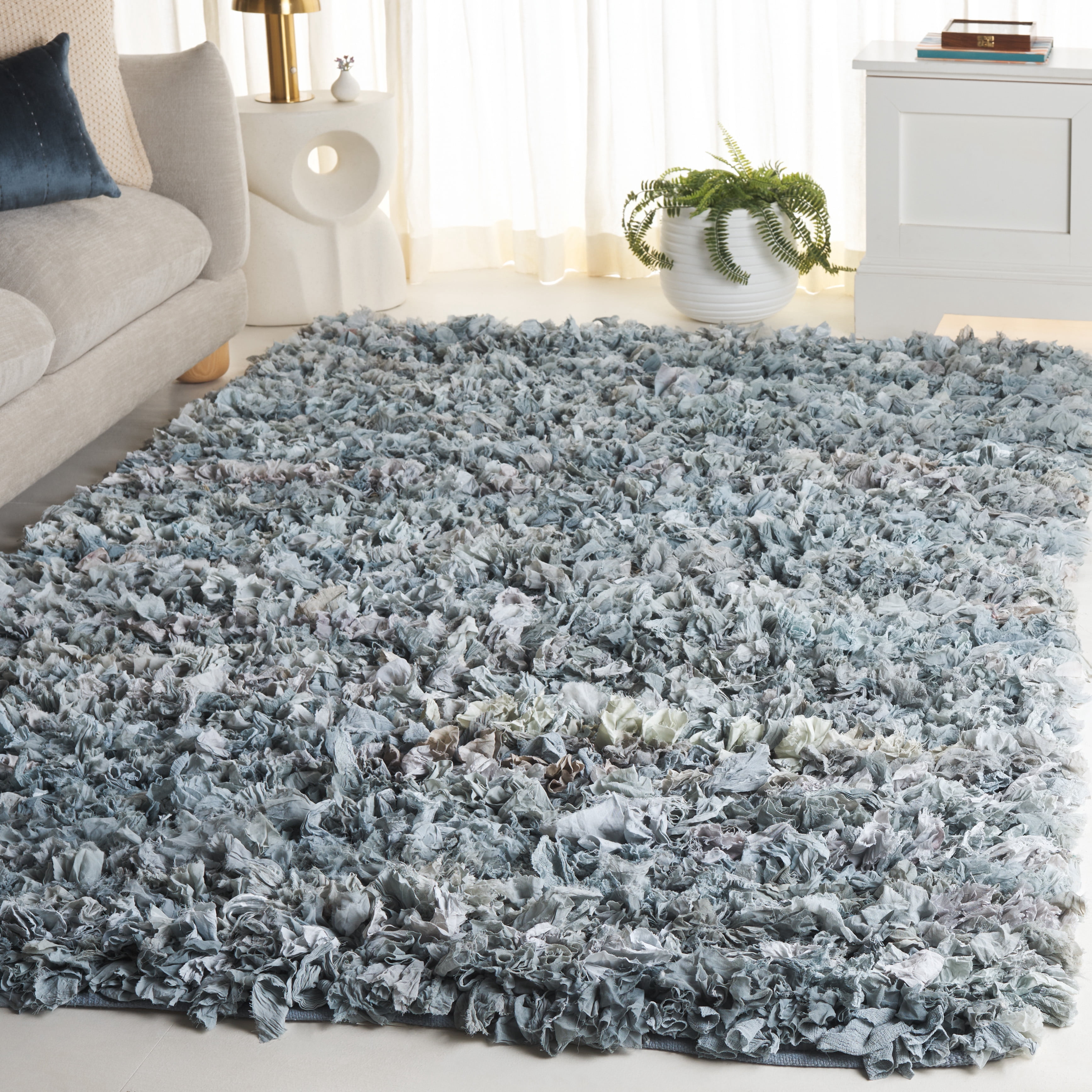 SAFAVIEH Rio Dallas Geometric Polyester Shag Area Rug, Light Grey, 6' x 9'