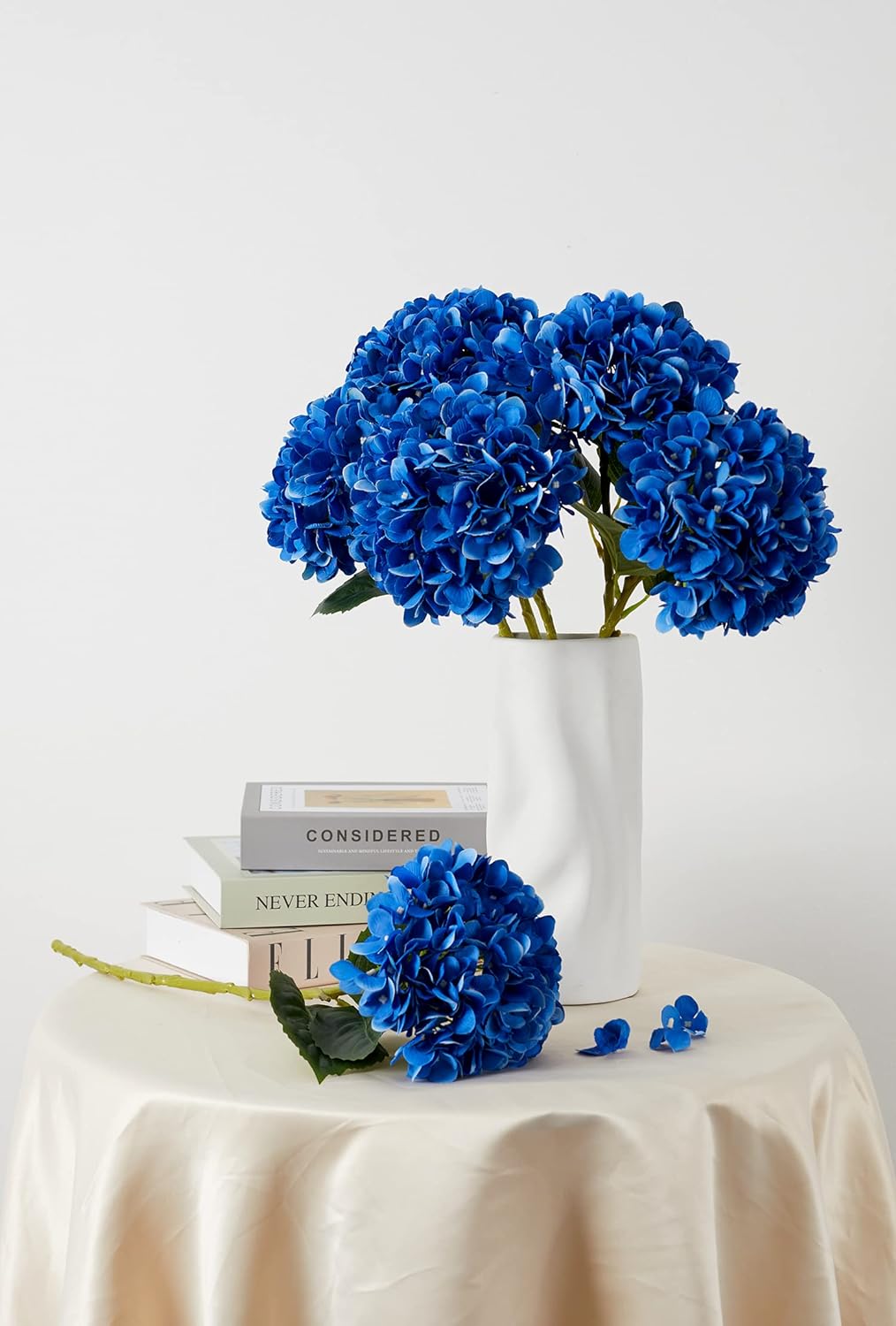 5PCS 15.4In Artificial Hydrangea Silk Flowers Bouquet Faux Hydrangea Stems for Wedding Centerpieces Home Decor (White, 5)