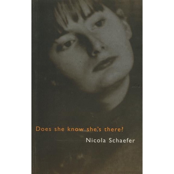 Does She Know She's There?, (Paperback)