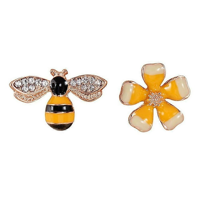 Here's a refined and engaging product description for your **2pcs Women Flower Bee Earrings**:\n\n \n\n✨ **2pcs Women Flower Bee Earrings – Adorable &