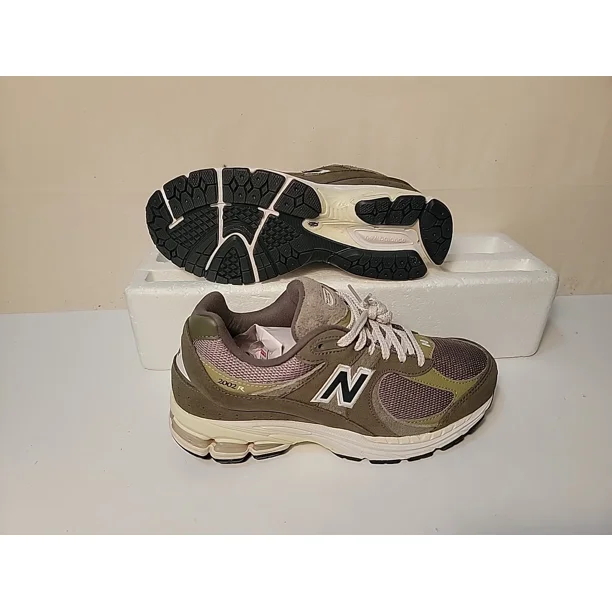 NEW BALANCE MEN'S 2002RZD DARK MOSS/OLIVE GREEN RUNNING SHOE SZ: 10