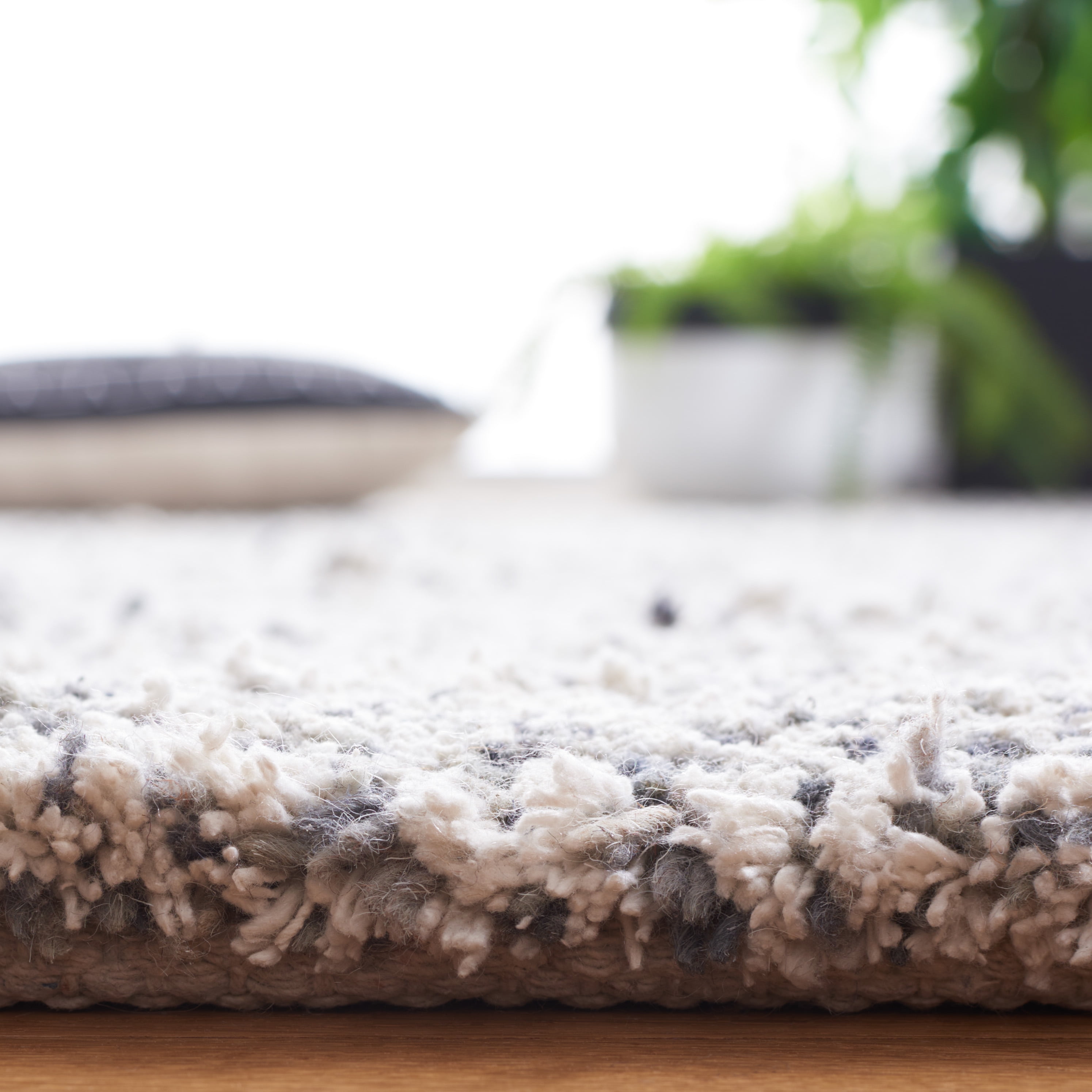 SAFAVIEH Berber Deena Distressed Area Rug, Ivory/Dark Gray, 3' x 5'
