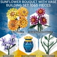 thumbnail image 4 of Bouquet de girasoles Building Blocks Qinline con jarrón, 1065 unidades, 4 of 9