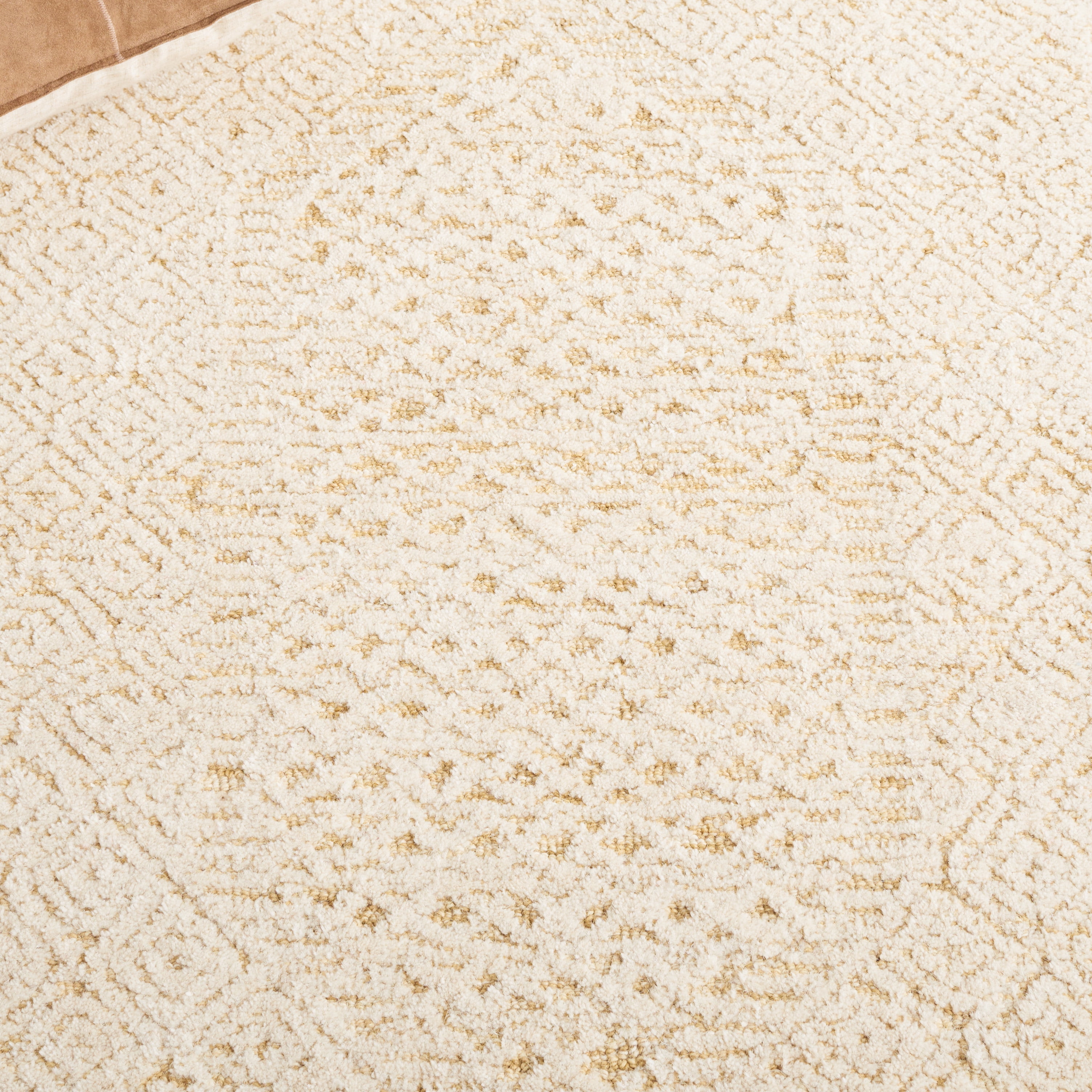 SAFAVIEH Textural Anabel Geometric Area Rug, Gold/Ivory, 5' x 8'