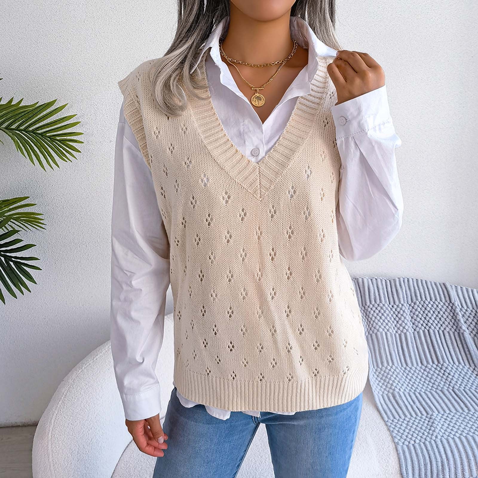 Taqqpue Womens V-Neck Cable Knit Sweater Vest Plus Size, 47% OFF
