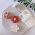 thumbnail image 2 of Moldes de plástico para tartas de luna con forma de flor, herramienta de repostería para el Festival del Medio Otoño, 50 g, 2 of 5