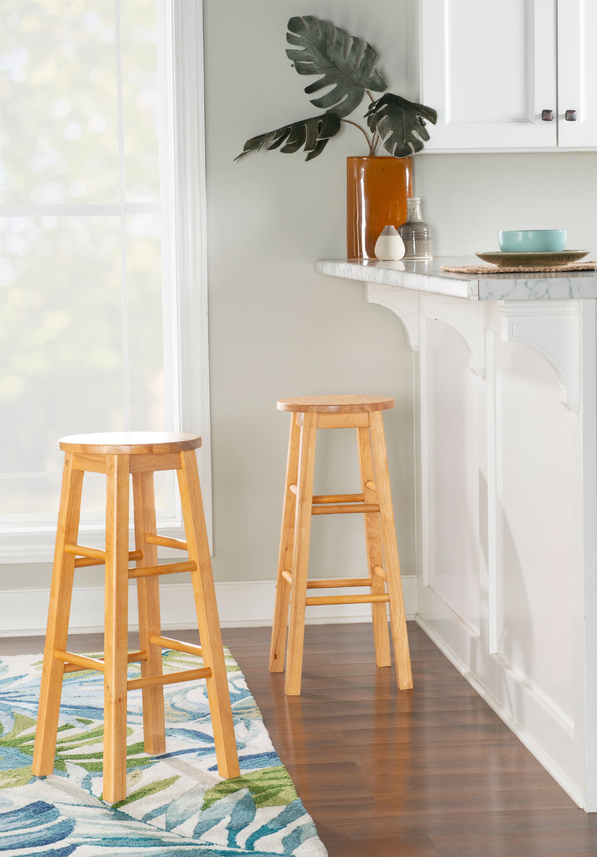 Linon McMullen 29" Backless Indoor Round Bar Stool, Natural
