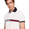 thumbnail image 2 of Polo con la bandera del orgullo de Tommy Hilfiger para hombre, de corte personalizado, 2 of 4