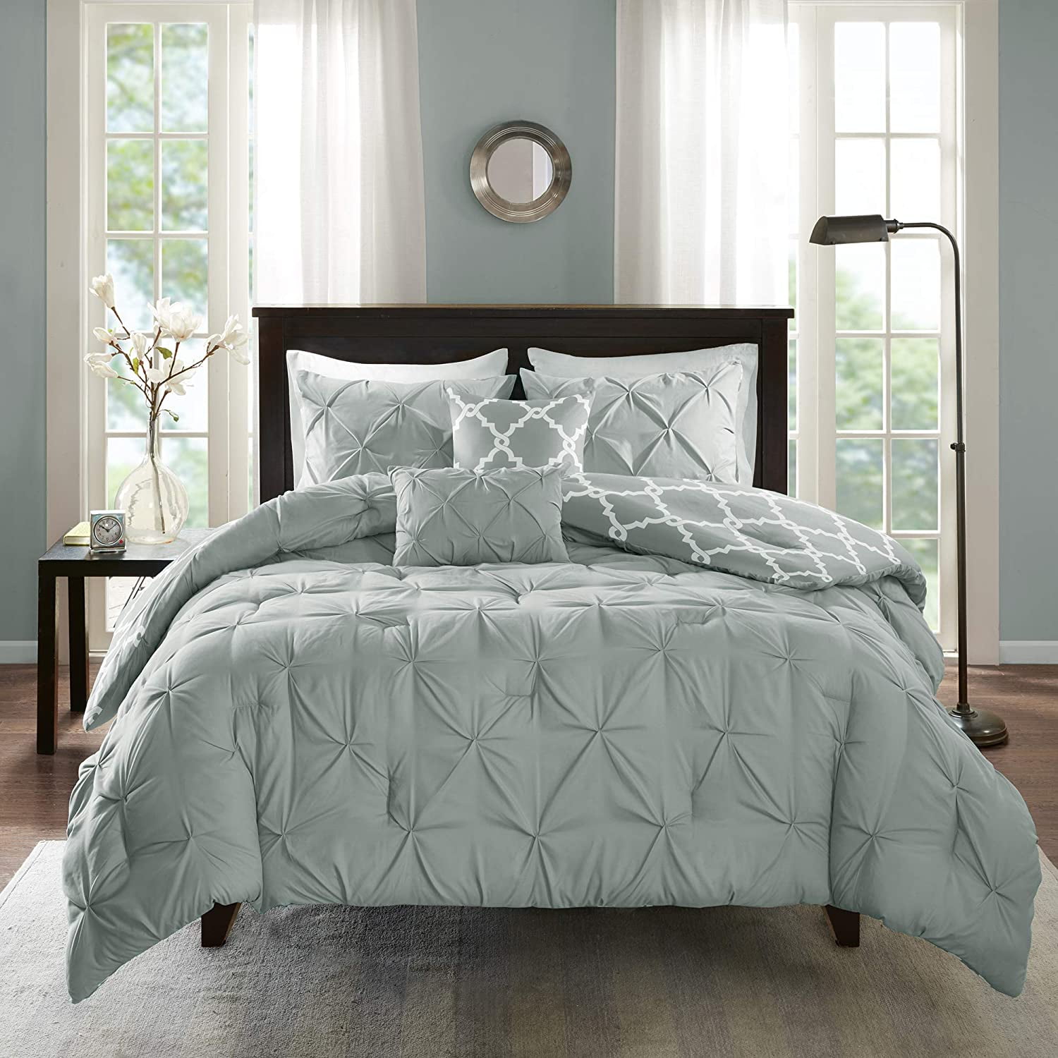 Madison Park Essentials Kasey Reversible Five Piece Comforter Set, Comes With Two Fully