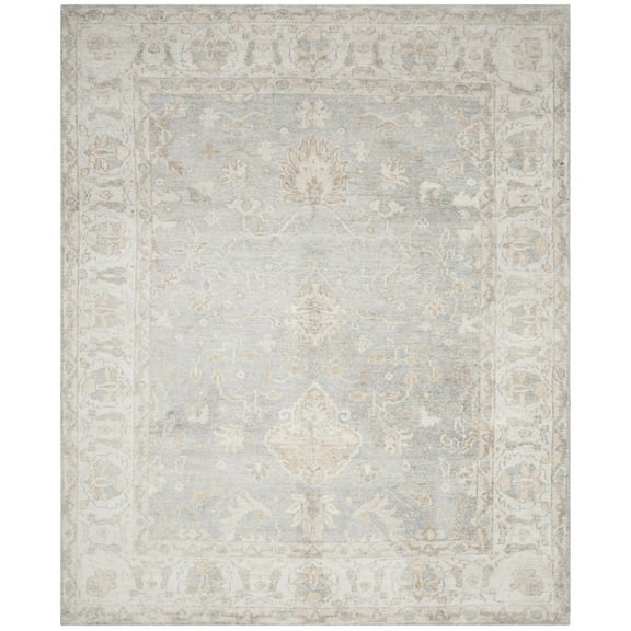 SAFAVIEH Maharaja Connell Floral Area Rug, Light Blue/Ivory, 4' x 6'