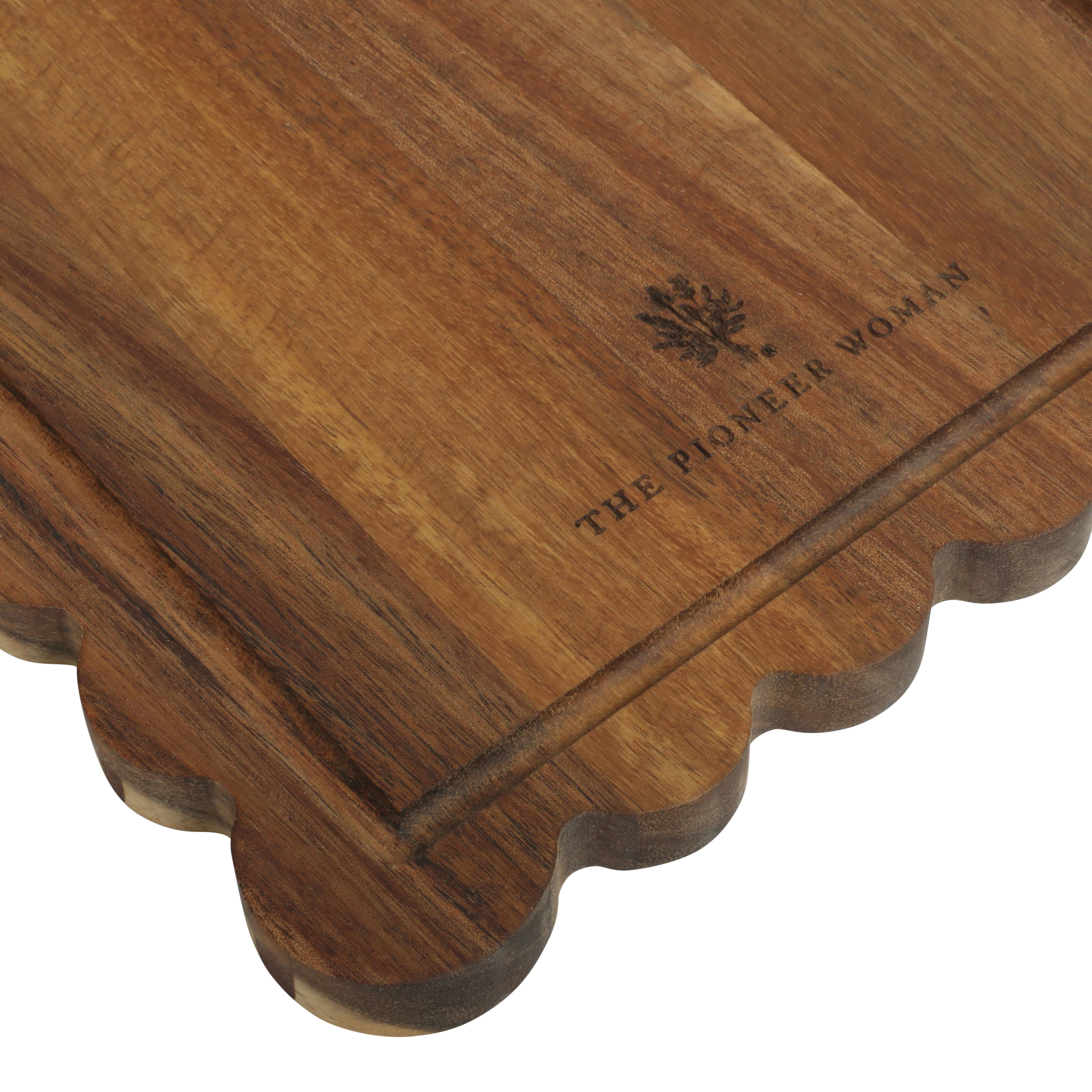 The Pioneer Woman 3-Piece Acacia Wood Scalloped Cutting Boards