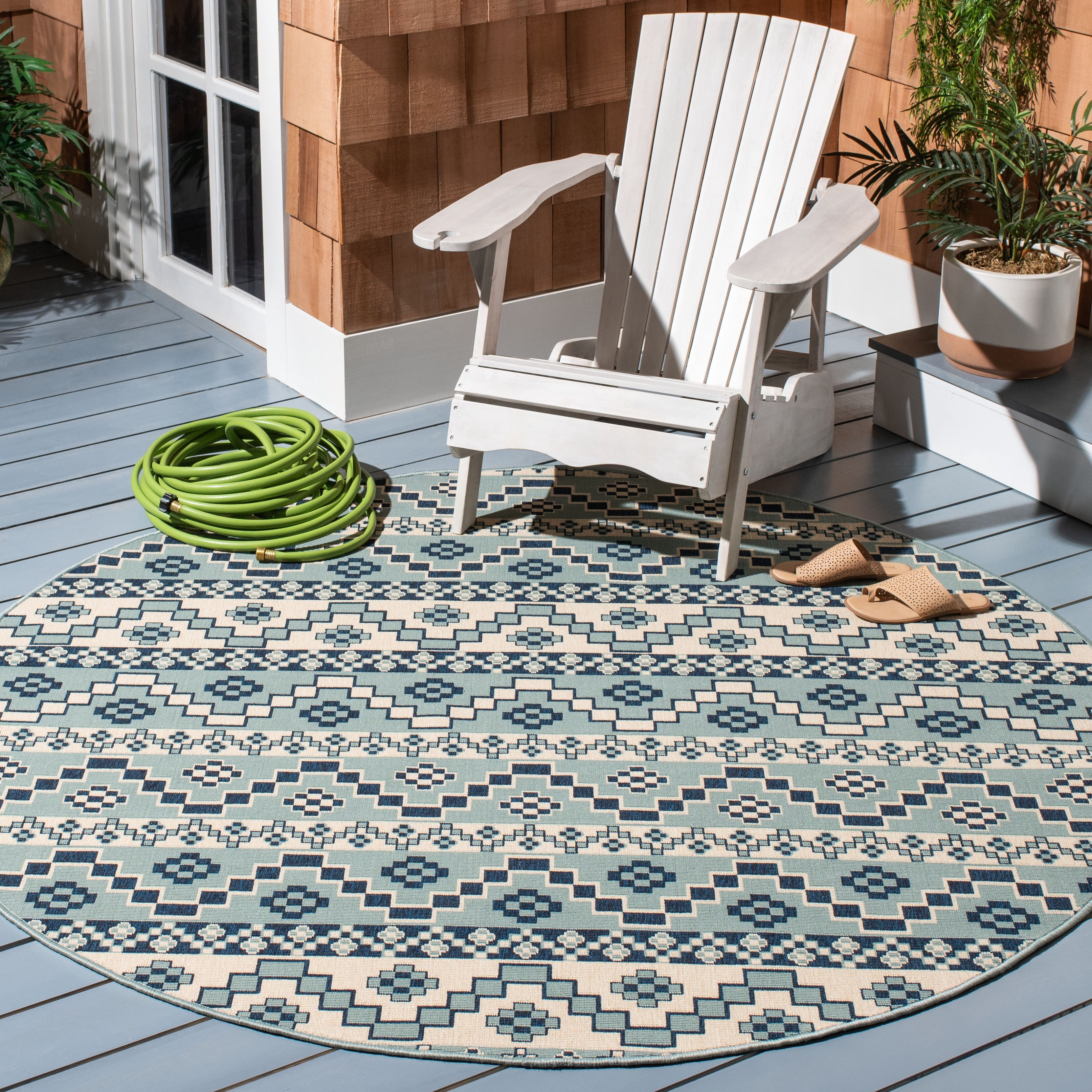 Safavieh Veranda Luwig Southwestern Indoor/Outdoor Area Rug or Runner