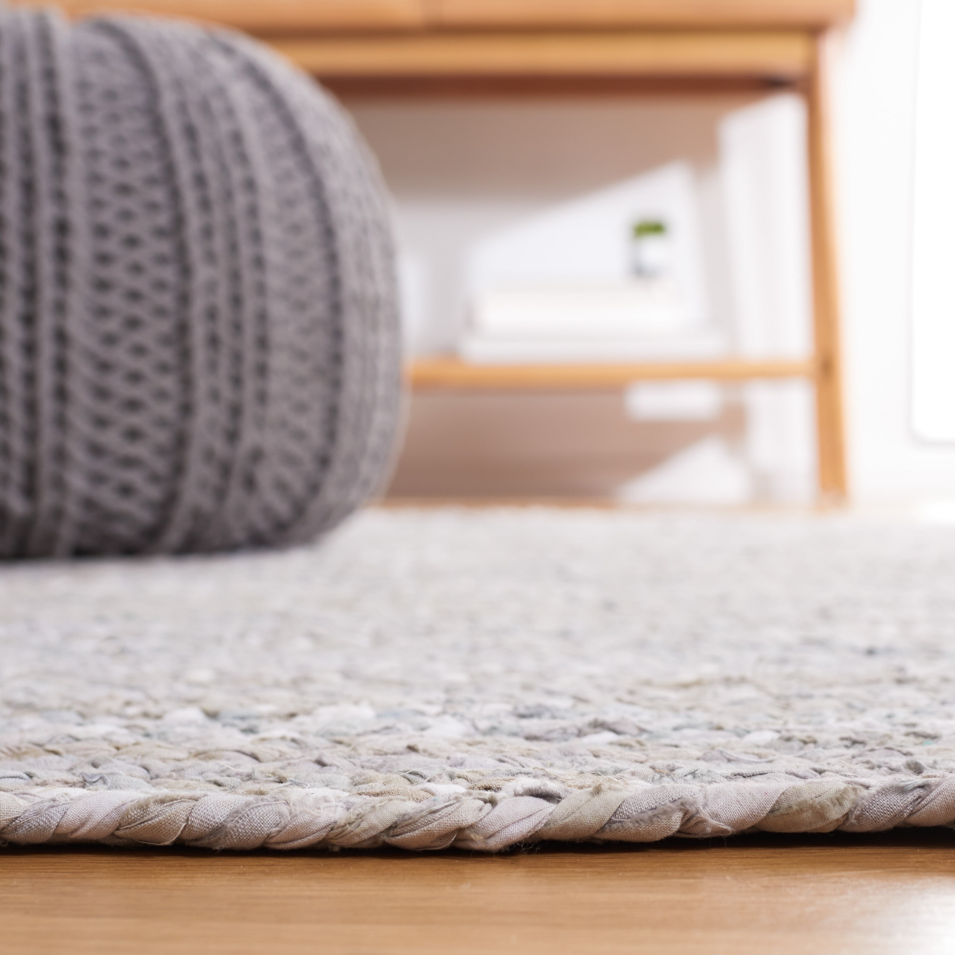 SAFAVIEH Braided Calvin Transitional Cotton Reversible Area Rug, Light Gray, 4' x 6' Oval