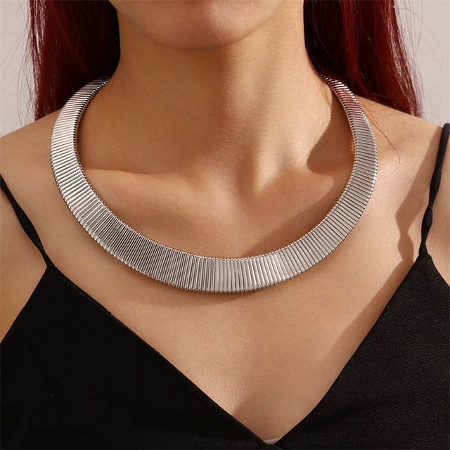 Collar de metal de estilo europeo y americano, cuello ancho, personalidad punk, ligero, collar de lujo para mujer, joyería