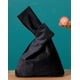 thumbnail image 2 of Bolsa de muñeca portátil YuuTbiu terciopelo Negro medio, 2 of 5