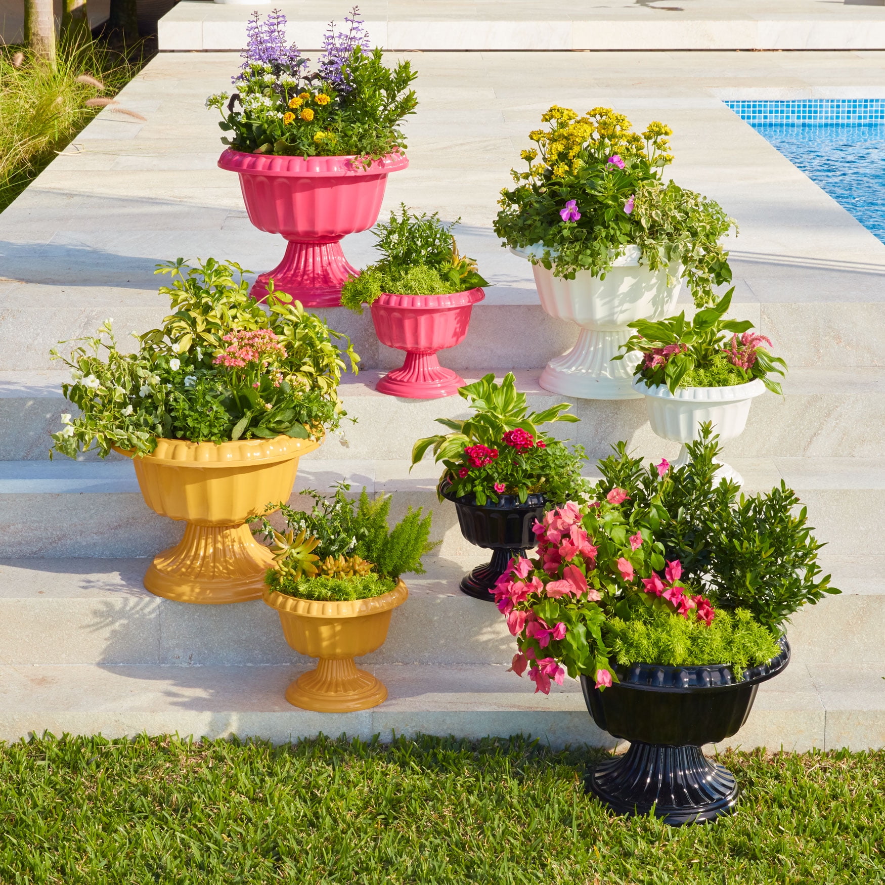 BrylaneHome Set Of 2 Planters