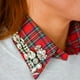 thumbnail image 2 of Cuello desmontable con pedrería a cuadros rojos | Blusa tipo pichi con cuello de camisa falso | Añade un toque festivo a las blusas de mujer | Ideal para fiestas, oficina y hogar, 2 of 6