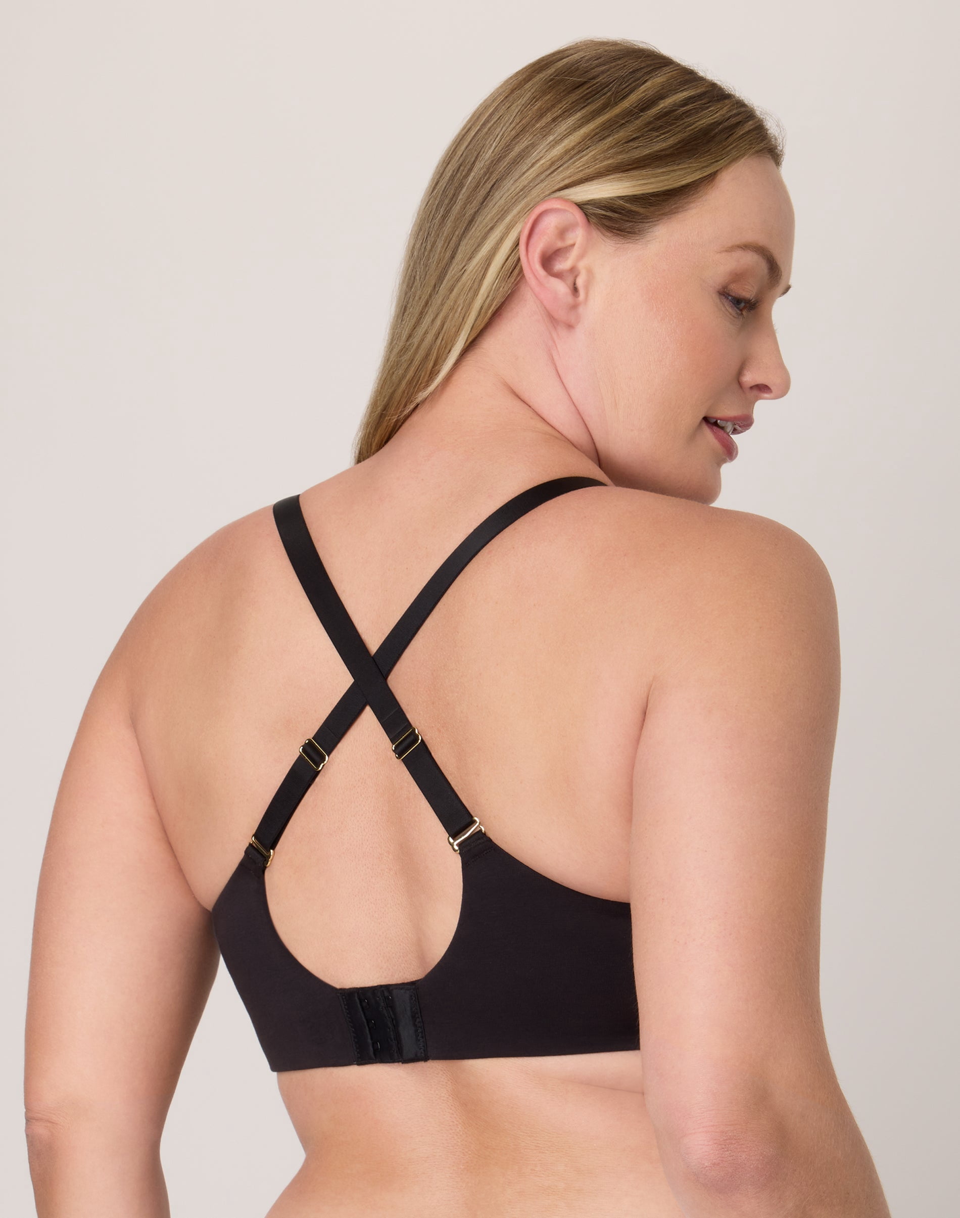 Women's Bali DF3421 Cotton Collection Underwire With Foam Bra (Black 42D)