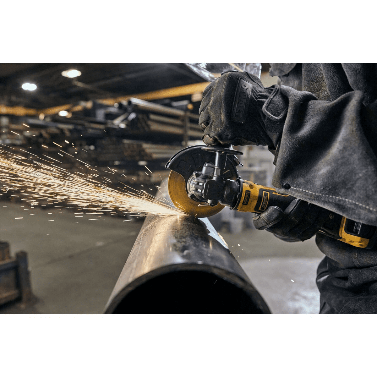 DeWalt 20V MAX* ATOMIC 4-1/2-in. Angle Grinder (Tool Only)