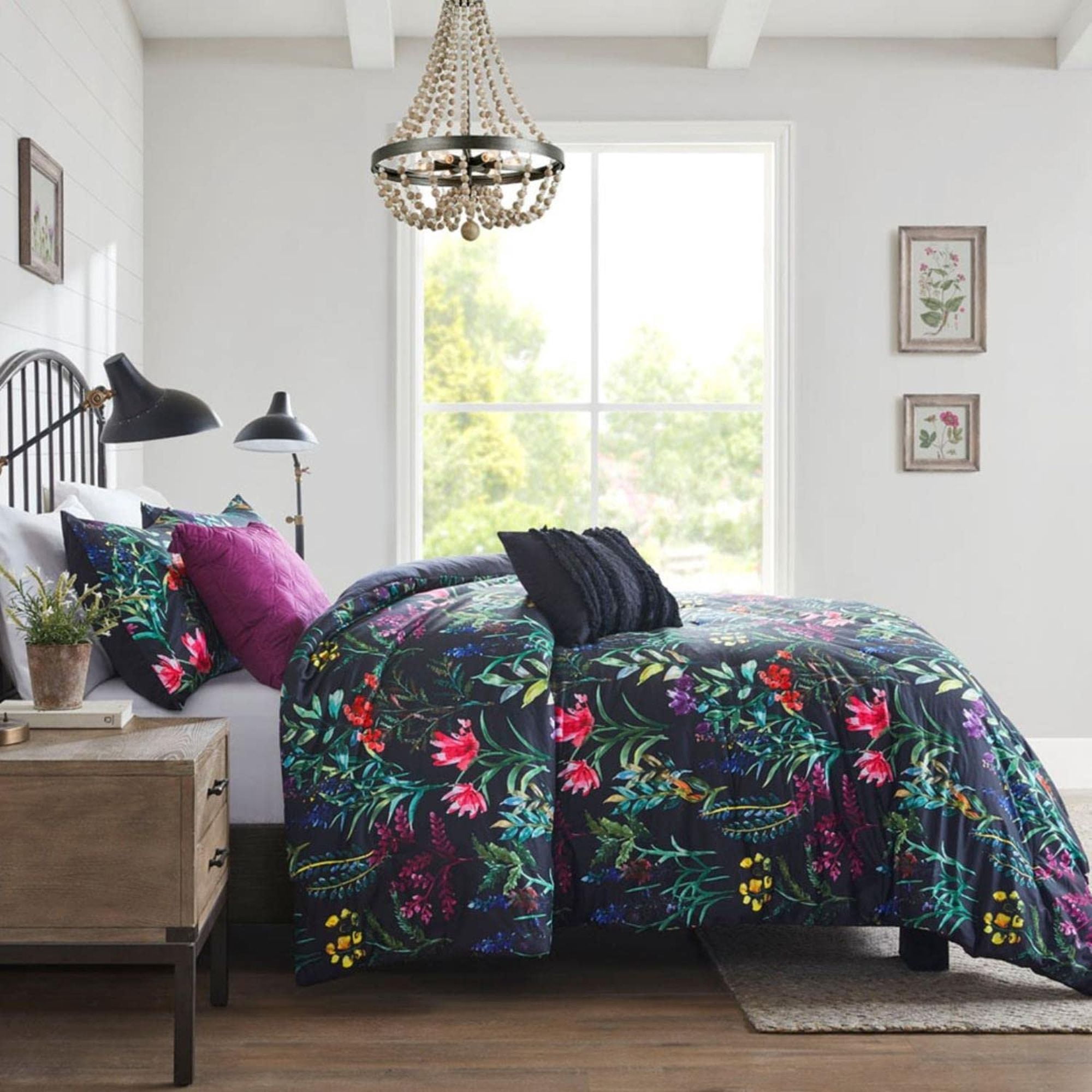 Madison Park 5-Piece Floral Comforter Set with Decor Pillows,Full/Queen, Black