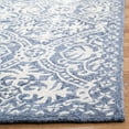 thumbnail image 4 of SAFAVIEH Micro-Loop Lagrange Floral Wool Area Rug, Blue/Ivory, 5' x 8', 4 of 6