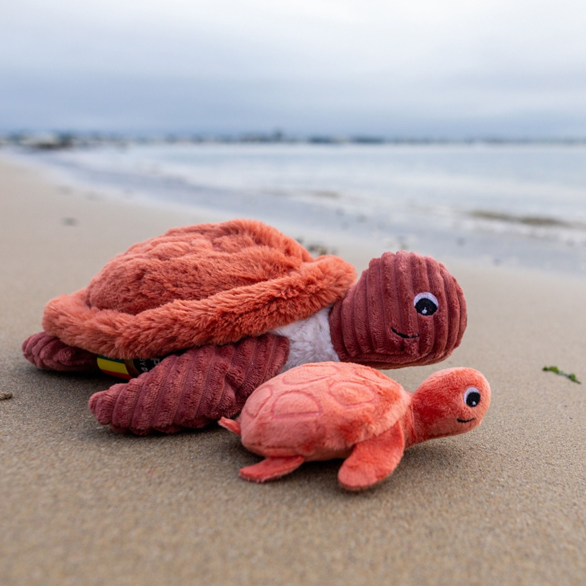 Les Ptipotos Sea Turtle Mom & Baby Plush Stuffed Animal Set & Eco-Friendly Toy in Terracotta