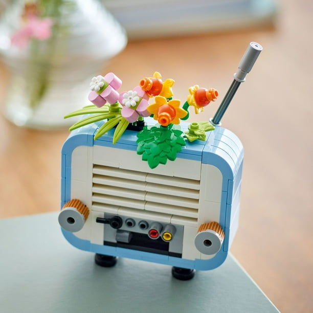 LEGO Creator 3 in 1 Record Player with Flowers - Building Toy with