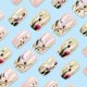 thumbnail image 4 of Uñas postizas adhesivas Blruyci con diseño floral 3D, acrílicas, rosa claro y verde, 4 of 7