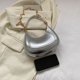 thumbnail image 3 of Bolsa de hombro con cadena para mujer, bandolera femenina sencilla de piel sintética con media luna brillante Likrtyny Para Estrenar, 3 of 9