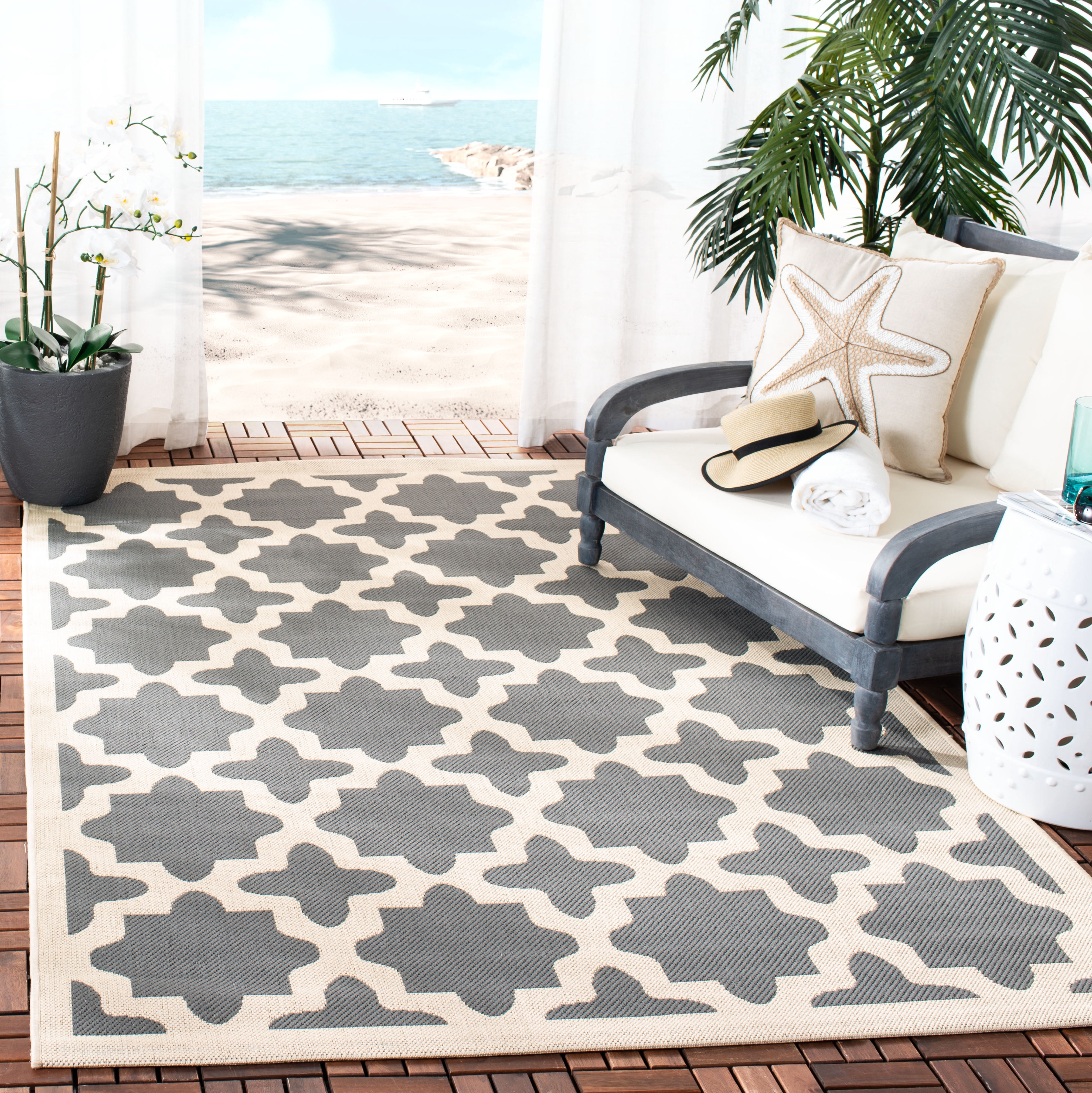 SAFAVIEH Courtyard Amanda Geometric Indoor/Outdoor Area Rug, Anthracite/Beige, 7'10" x 7'10" Square