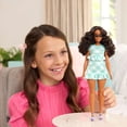 thumbnail image 2 of Muñeca de moda Barbie Fashionistas #240, cabello castaño oscuro ondulado, 2 of 6