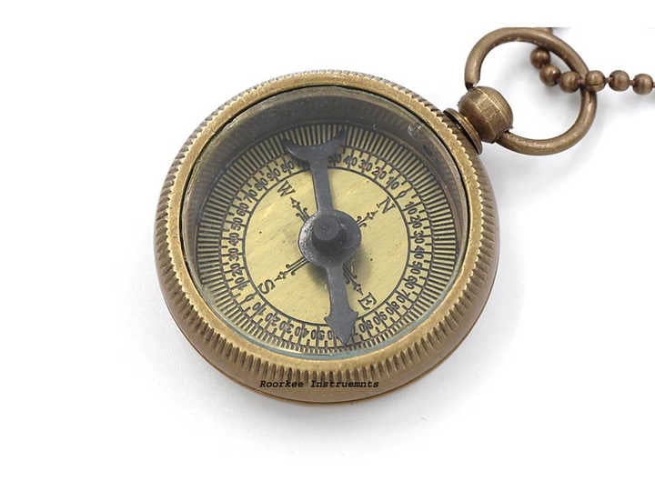 Wholesale Necklace Brass Compass Tolkien Quote Engraved Working Compass Jewelry With case