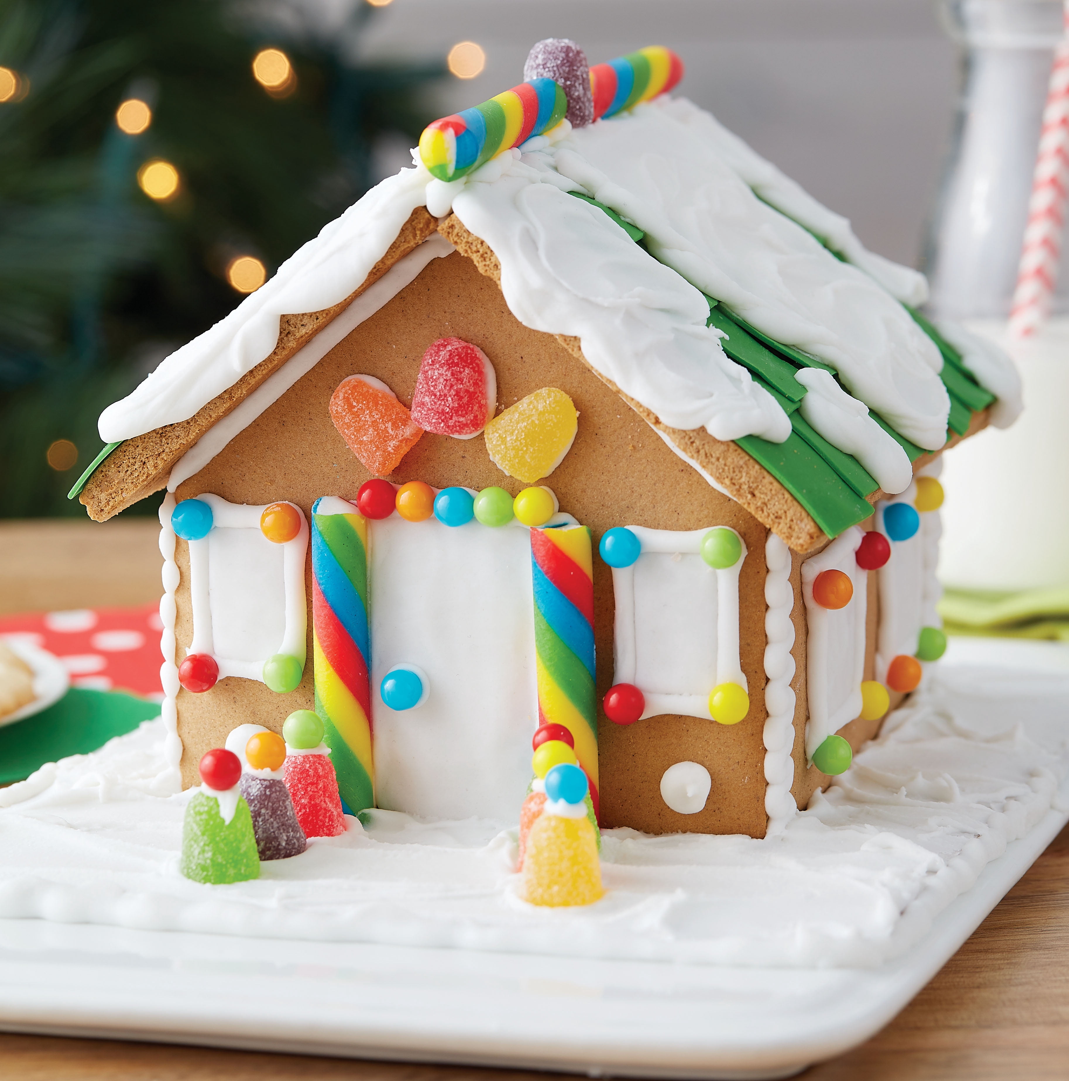 Wilton Ready to Build Bright Gingerbread House Kit, 13-Piece