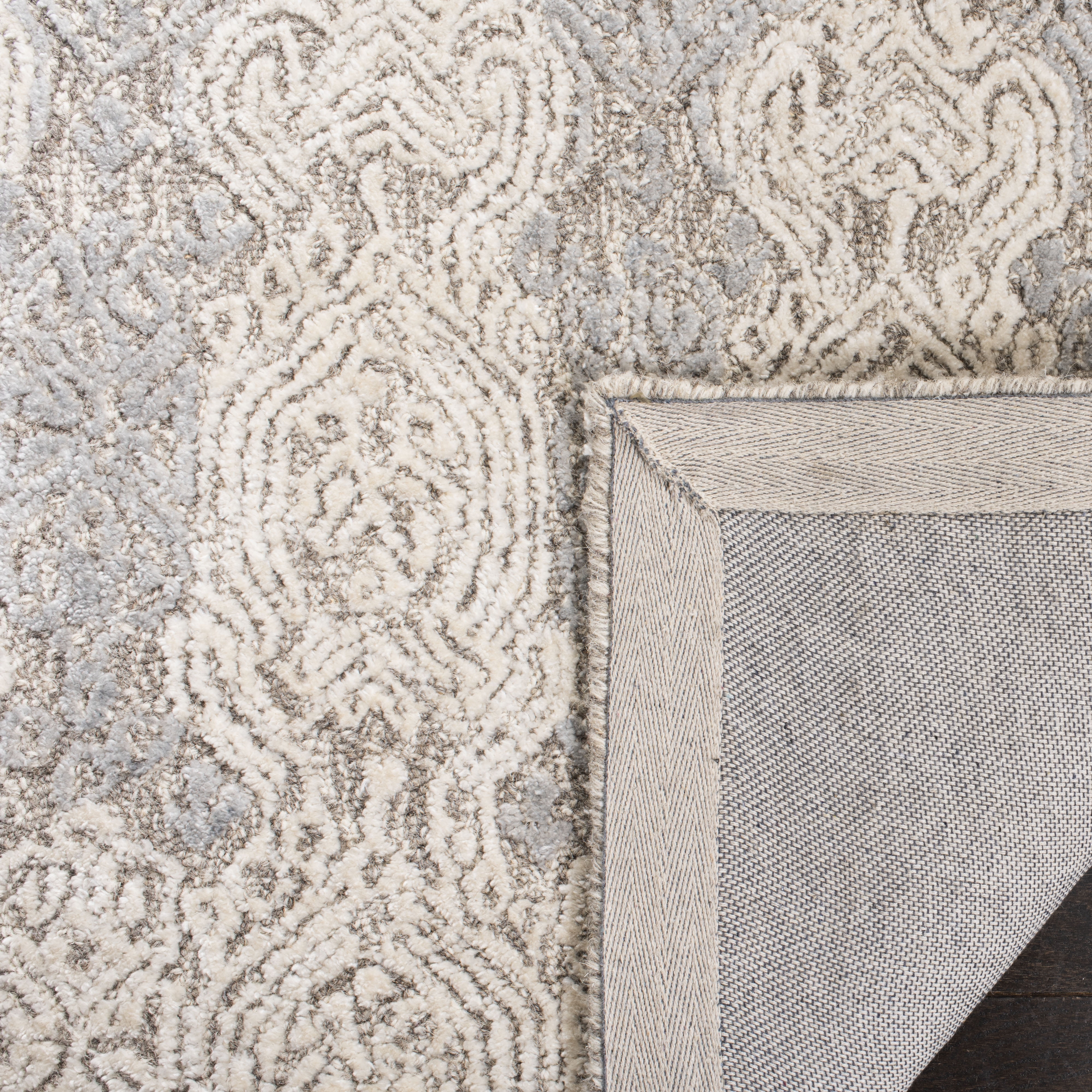 Safavieh Glamour Aubree Abstract Floral Area Rug or Runner